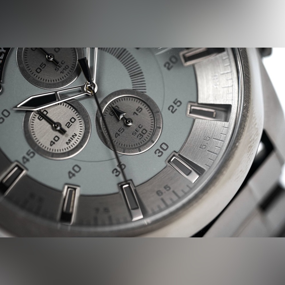 Diesel Mega Chief Chronograph Gunmetal Grey Dial Mens Watch DZ4282‎ - Picture 8 of 16